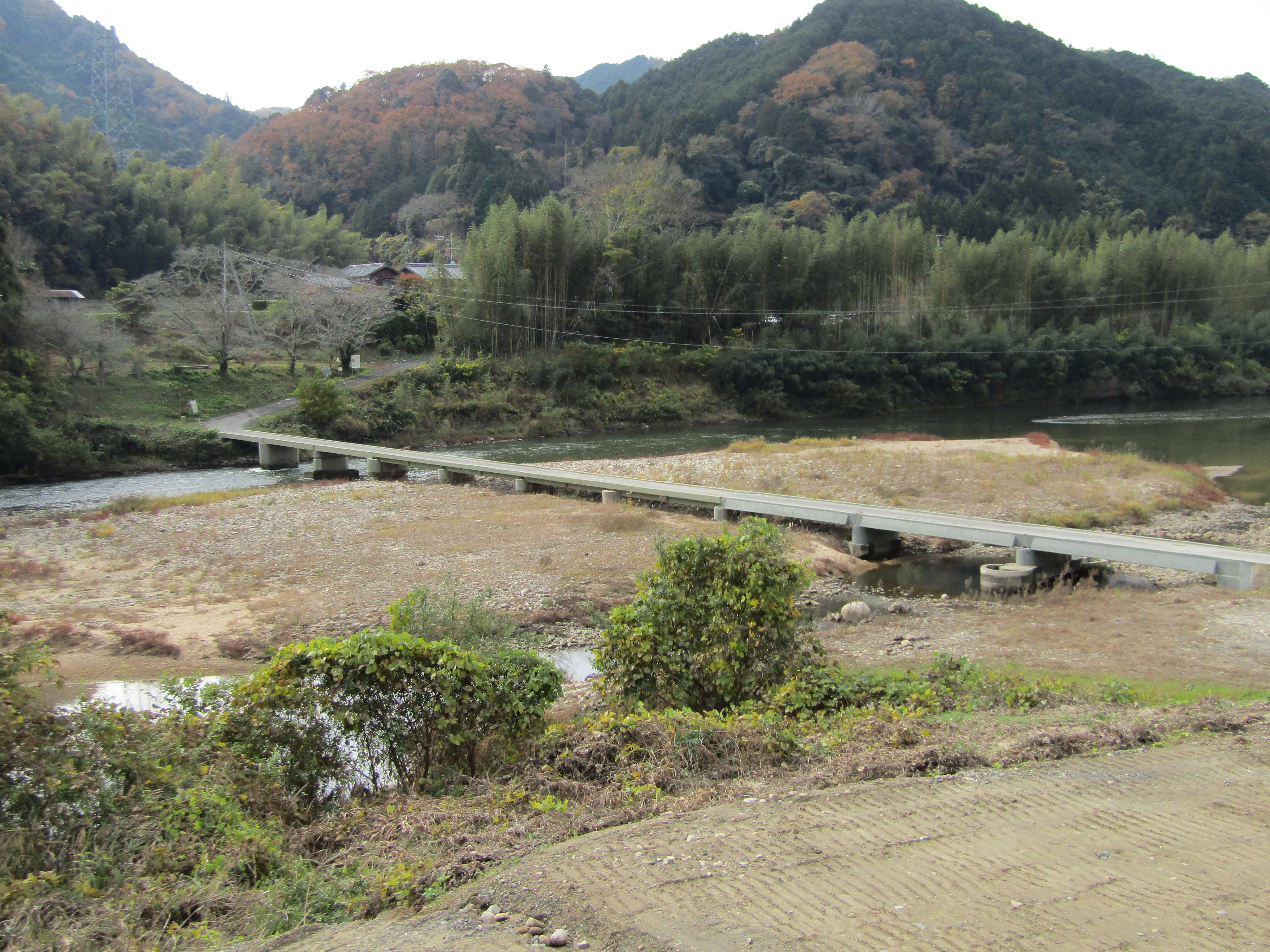 潜没橋